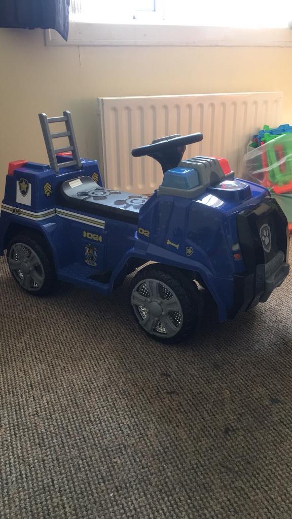 chase police car ride on